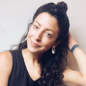 Meet your Posher, Claire